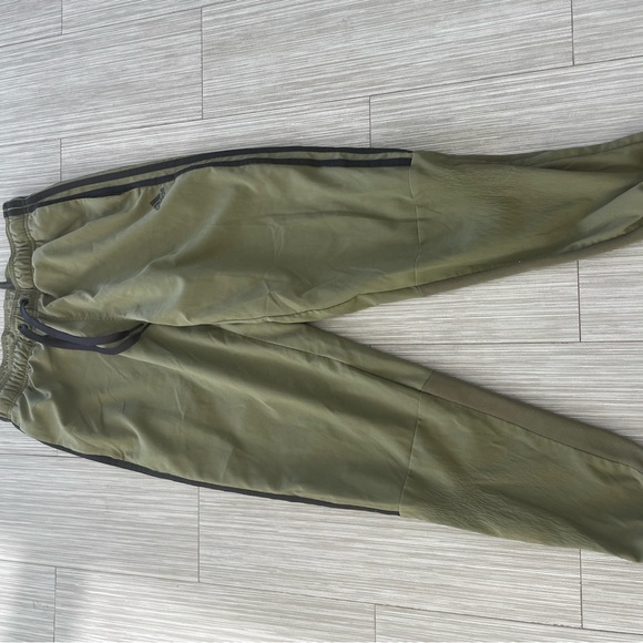 Adidas track pants windbreaker joggers M - Picture 7 of 7